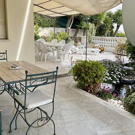 Rez De Jardin De 65m2 Dans A Apartment Nice